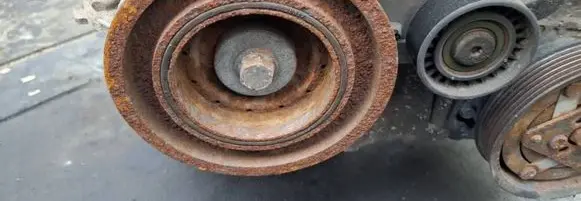 Nissan Note (E11) Crankshaft pulley