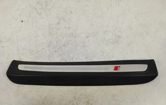Audi Q7 4L Rear sill trim cover 4L0853375C 4L0853375B