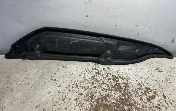 Dodge Challenger Fender foam support/seal