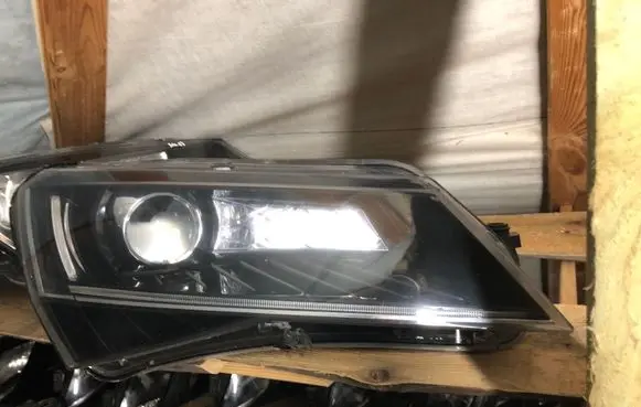 Skoda Superb B8 (3V) Headlight/headlamp 3V1941016B 1ZS01193926 197158-02