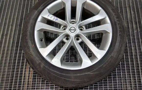 Nissan Juke I F15 R17 alloy rim 
