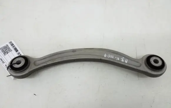 Mercedes-Benz C W204 Rear control arm A2043502206