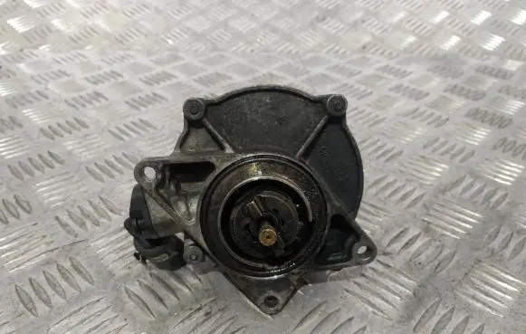 Audi A8 S8 D2 4D Vacuum pump 057145100B