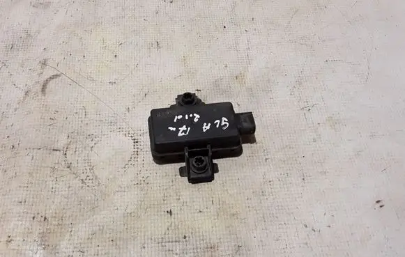 Mercedes-Benz GLA W156 X156 Tire pressure control unit A0009003704