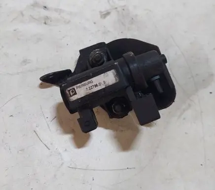 BMW 5 E39 Turbo solenoid valve 72279600