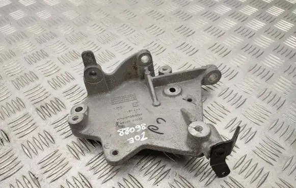 Renault Zoe A/C compressor mount bracket 296A68579R