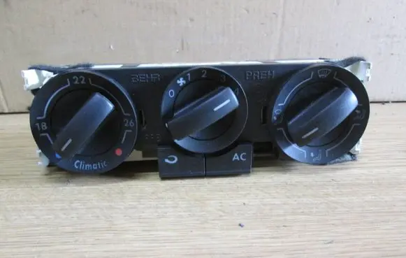 Volkswagen Fox Climate control unit 6Q0820045G 9314 901511885006