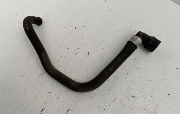 Volvo S80 Engine coolant pipe/hose