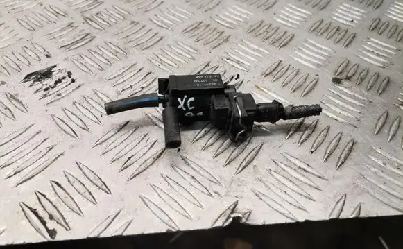 Volvo XC90 Turbo solenoid valve 30611668