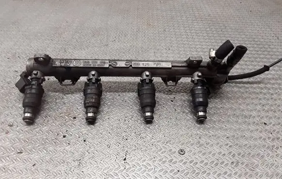 Volkswagen Golf IV Fuel injectors set 036133319