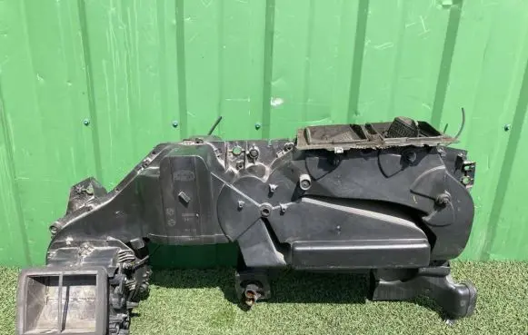 Iveco Daily 3rd gen Heater blower radiator 5040555090 B837