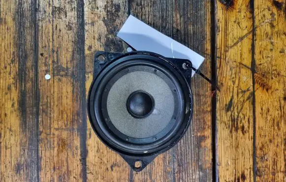 BMW X3 E83 Front door speaker 902275492401 6512691583702 18820010