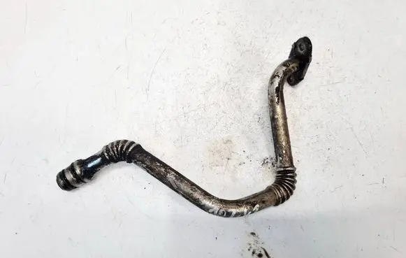 Volvo S40, V40 Turbo turbocharger oiling pipe/hose