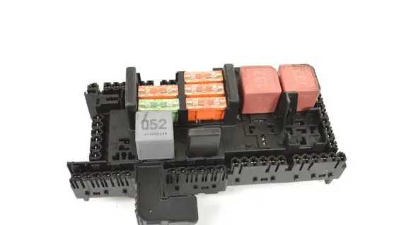 Mercedes-Benz C W205 Fuse box set A2059068501