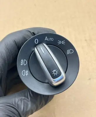 Volkswagen Tiguan Light switch 3C8941431N 10003937
