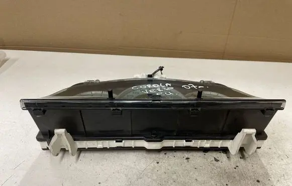 Toyota Corolla Verso AR10 Speedometer (instrument cluster) 838000F040 MB2574308240