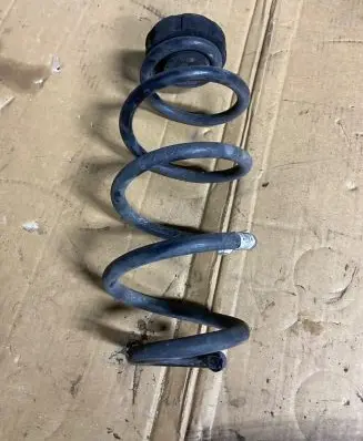 Porsche Macan (95B) Rear coil spring 95B511115AE