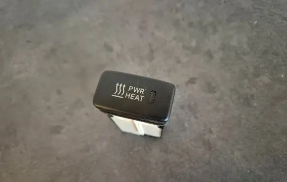 Toyota Hilux (AN10, AN20, AN30) Other switches/knobs/shifts