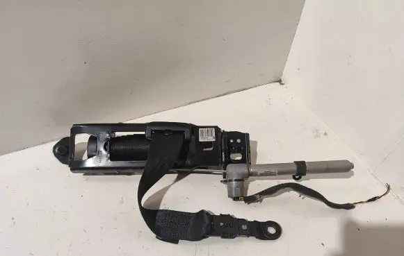 Volvo V50 Front seatbelt 6012243R0D 0403090395 8590CT2