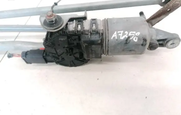 Chrysler Sebring (ST-22 - JR) Wiper motor 0390241741