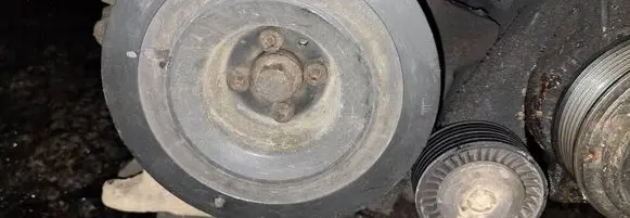 Opel Zafira B Crankshaft pulley