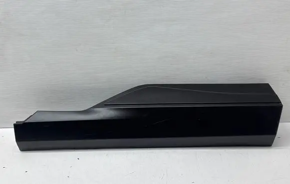 Nissan Rogue Rear door trim (molding) 828706RR0A 231365447352