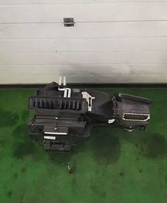 Audi A4 S4 B8 8K Interior heater climate box assembly 8K1820005BC
