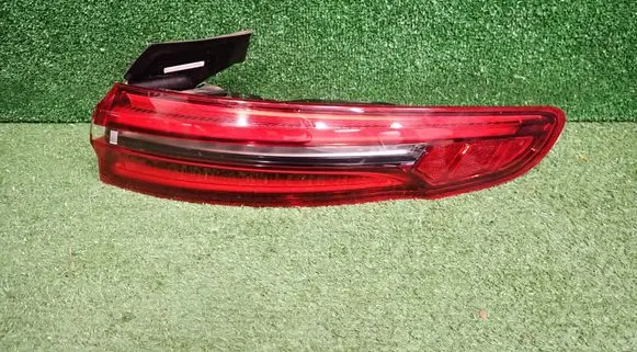 Maserati GranTurismo II Rear/tail lights 670293306