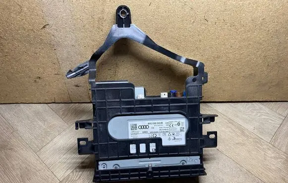 Audi A3 8Y Radio/CD/DVD/GPS head unit 8Y0035043B 8Y0035043
