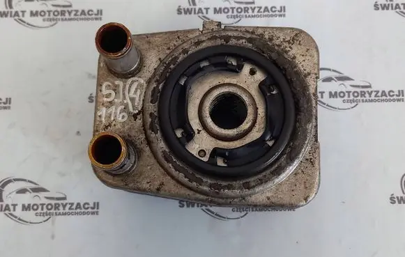 Volkswagen PASSAT CC Engine oil radiator 057130764H 03L906061