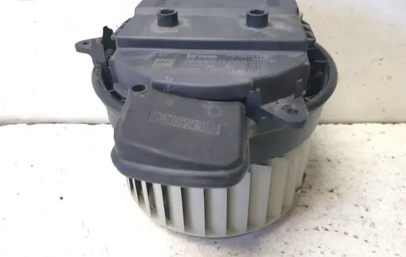 Audi A8 S8 D4 4H A/C air flow flap actuator/motor 4H1820021B