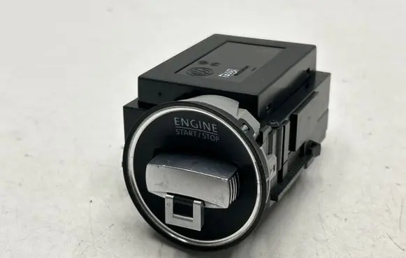 Volkswagen PASSAT B7 Ignition lock 3C0905843AD 33303601