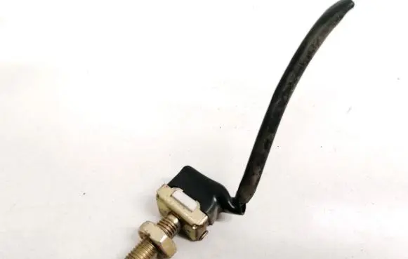 Hyundai Lantra I Brake pedal sensor switch