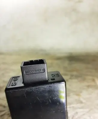 KIA Sorento Headlight level height control switch 3410017M012
