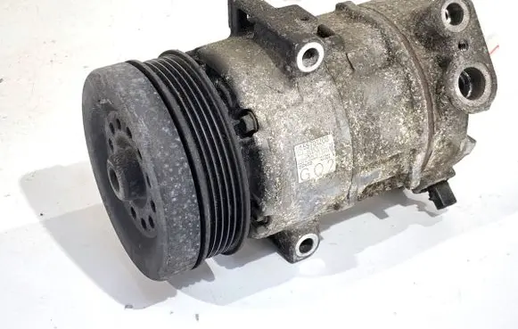Opel Corsa D Air conditioning (A/C) compressor (pump) 55701200