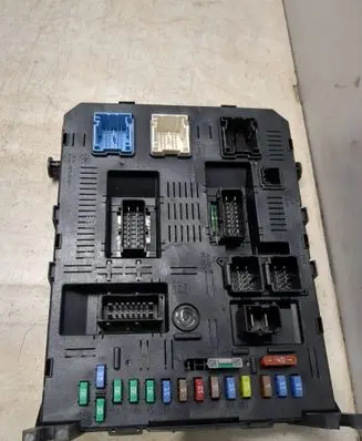 Citroen C4 I Comfort/convenience module 9661940180 01250406