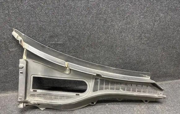 Ford Explorer VI Wiper trim LB5BS02222