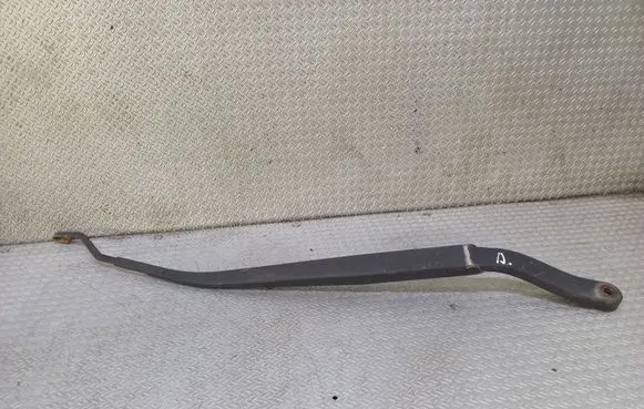 Chevrolet Captiva Front wiper blade arm 