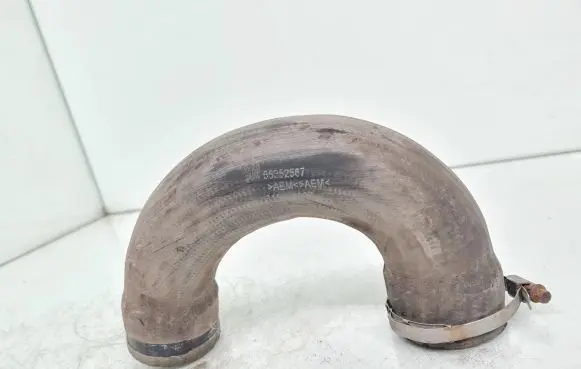 Opel Signum Intercooler hose/pipe 55352567