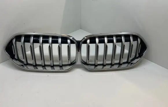 BMW 2 F44 Front bumper upper radiator grill 7476257 7476258