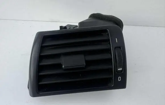 BMW 3 E46 Dashboard side air vent grill/cover trim 369701 836189