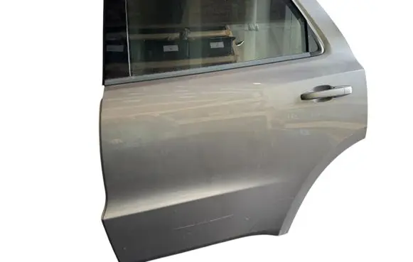 Dodge Durango Rear door 55369481AO 55369481AB 55369481AC
