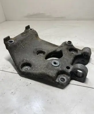 Mazda 3 I A/C compressor mount bracket 9646719580