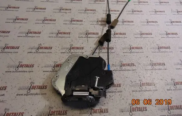 Lexus IS 220D-250-350 Rear door lock