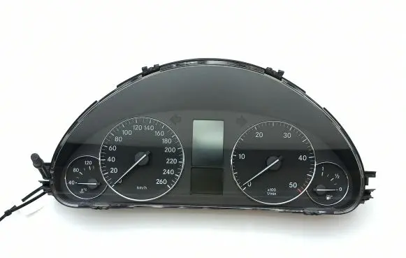 Mercedes-Benz C W203 Speedometer (instrument cluster) A2035405148 110080327 A2C53020885