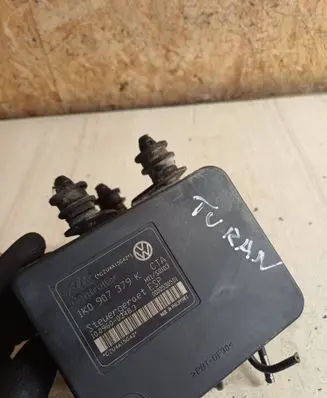 Volkswagen Touran I ABS Pump 1K0907379K 10096003483 00005305D1