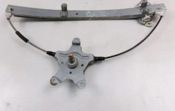 Nissan Sentra B15 Front door manual window regulator 807214Z810