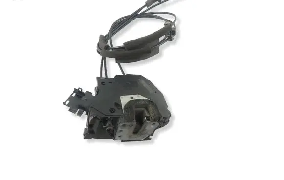 Opel Vivaro Sliding door lock 825021395R