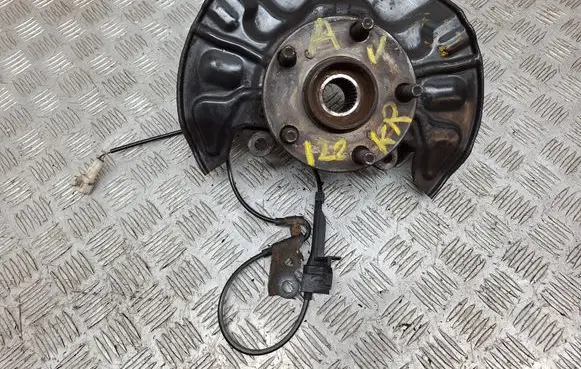 Toyota Avensis T250 Rear wheel hub 4350205040 8954302040 477820F010