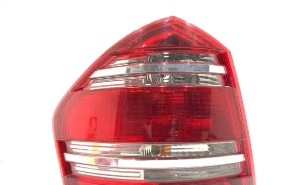 Mercedes-Benz GL X164 Rear/tail lights A1648200564